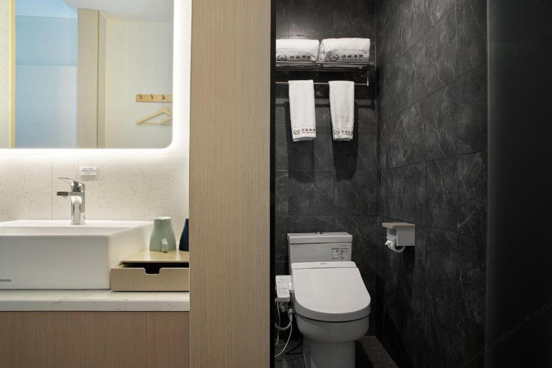 Walling Hotel - Chongqing Jiefangbei Hongyadong Екстер'єр фото